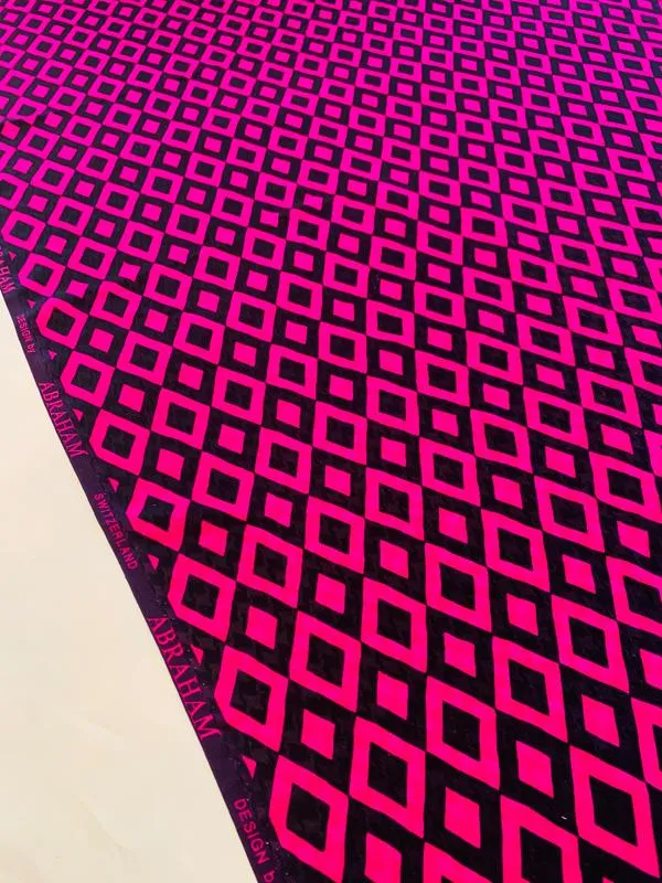 Abraham Geometric Diamond Printed Silk Jacquard - Fuscia / Navy