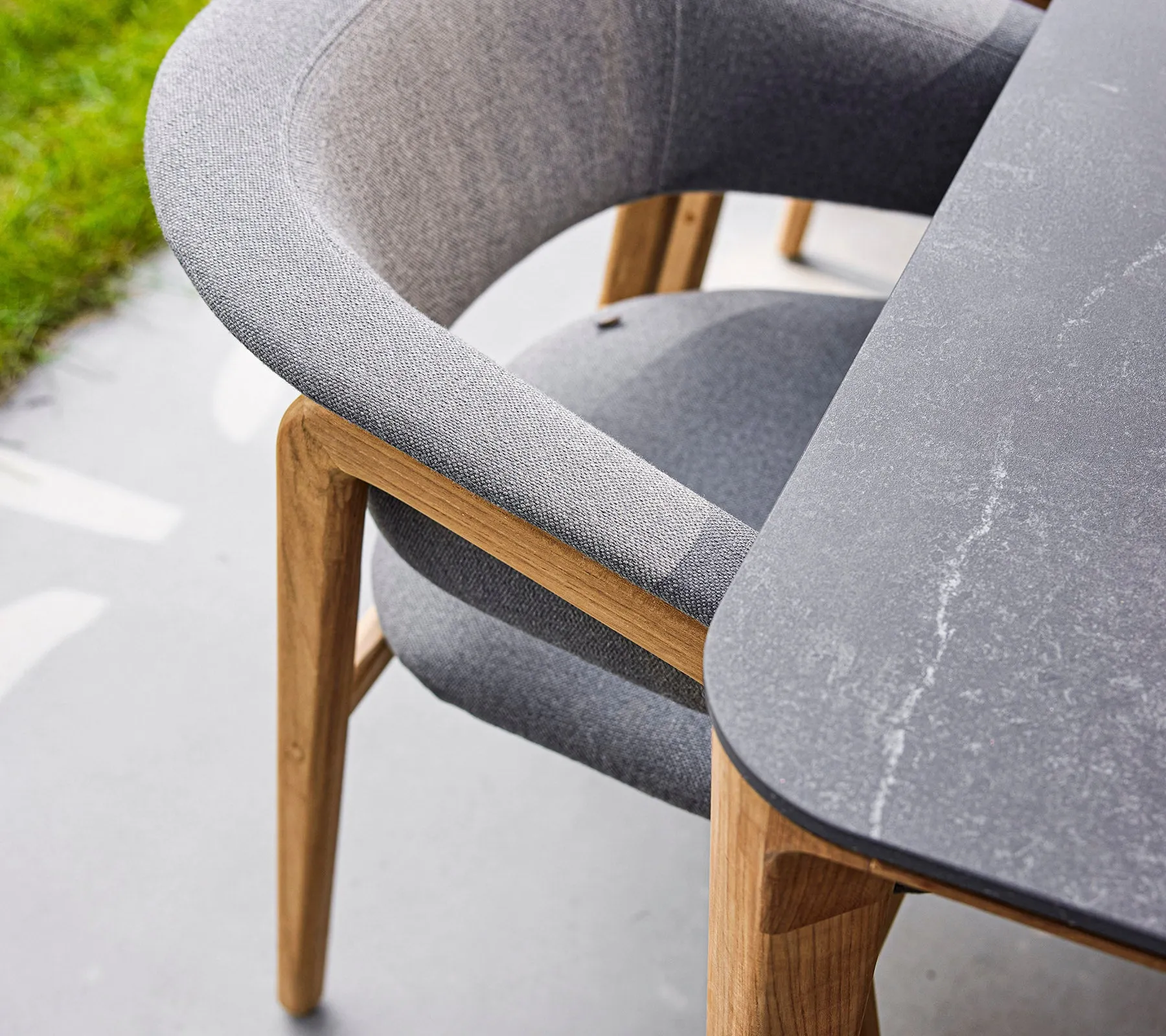 Aspect dining table, 280x100 cm