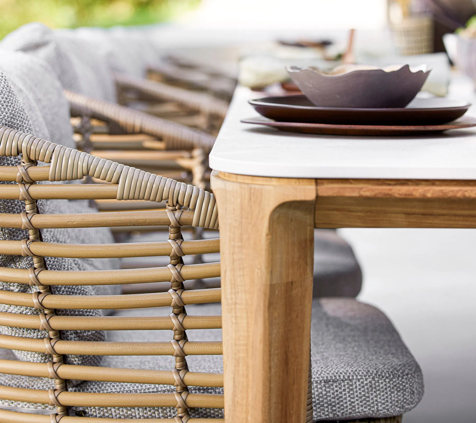 Aspect dining table, 280x100 cm