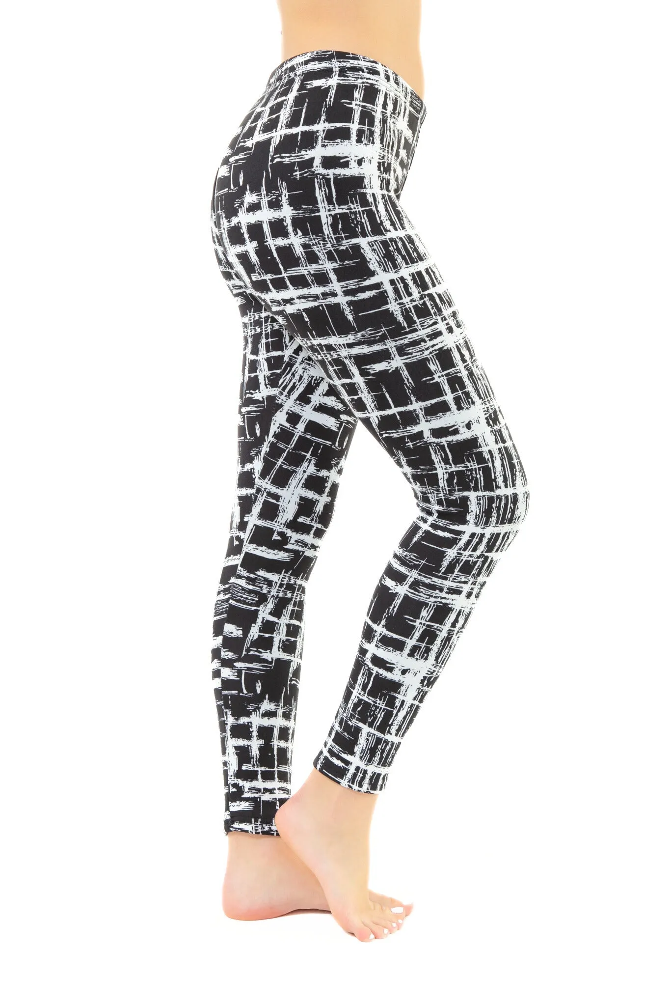 B&W Traces - Cozy Lined