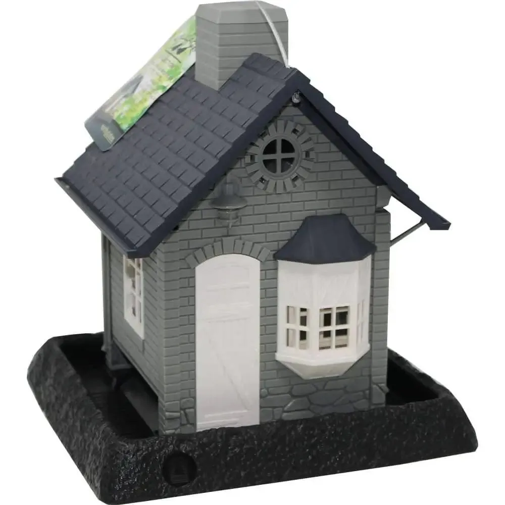 Bayside Cottage Birdfeeder