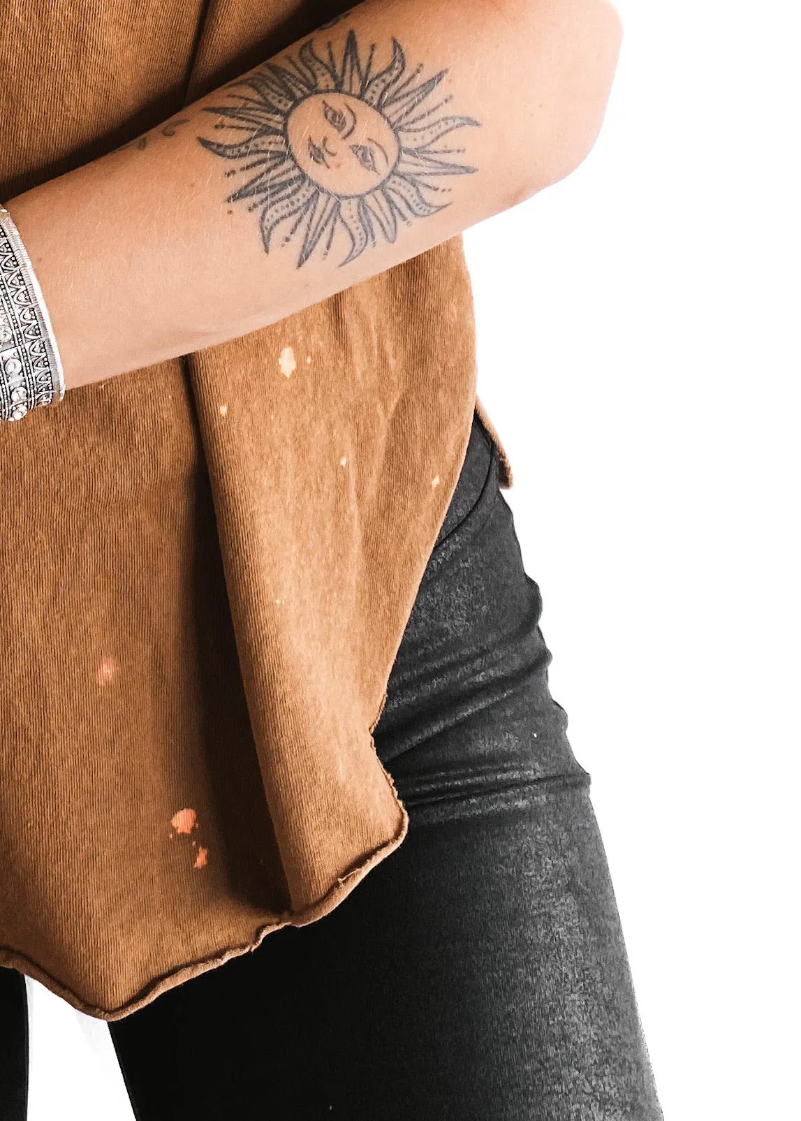 FINAL SALE: WHAT GOES AROUND COMES AROUND BLEACHED OUT SIDE SLIT TEE