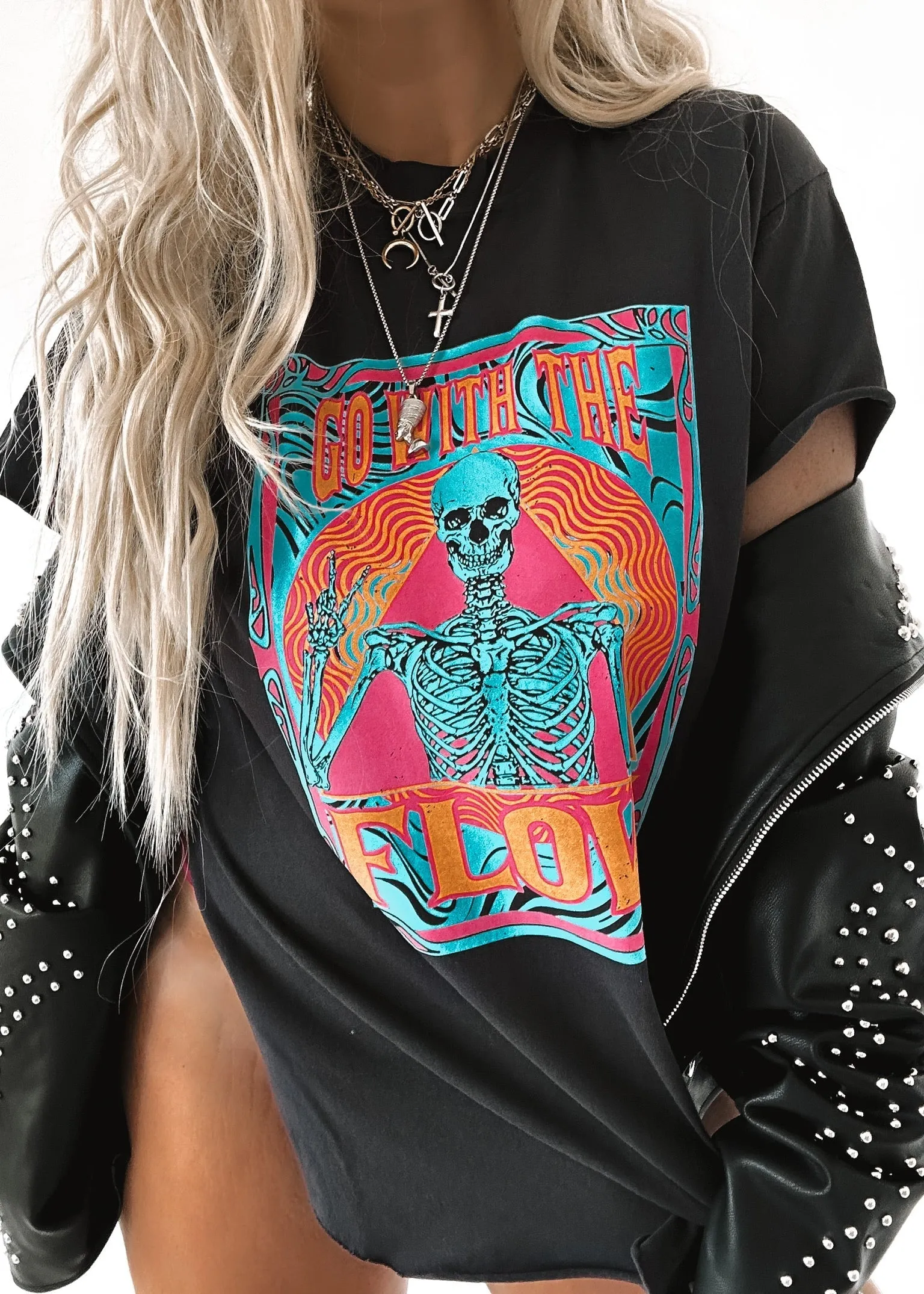 GO WITH THE FLOW (SKELETON) SIDE SLIT TEE
