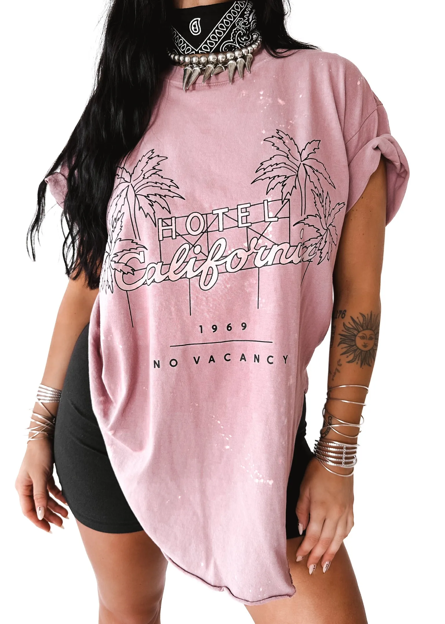 HOTEL CALIFORNIA BLEACHED OUT SIDE SLIT TEE
