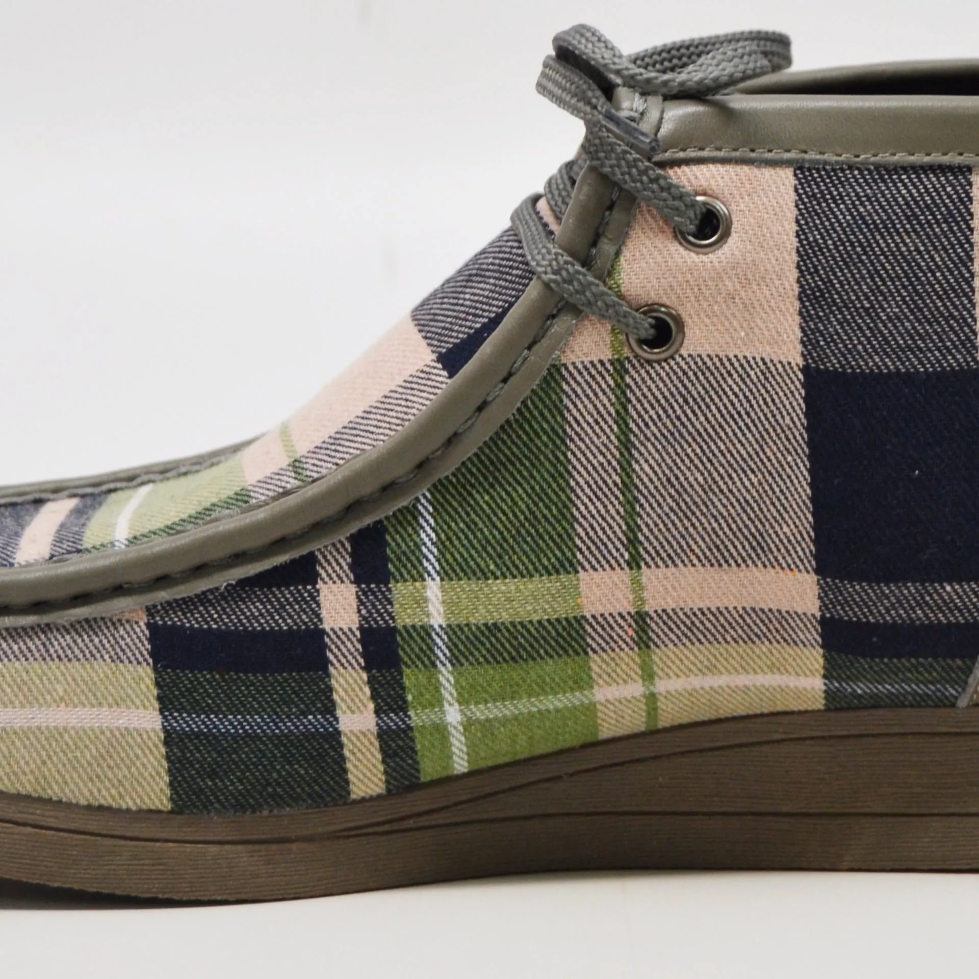 New Castle Print Mens Casual Shoe - Versatile and Stylish - British Collection