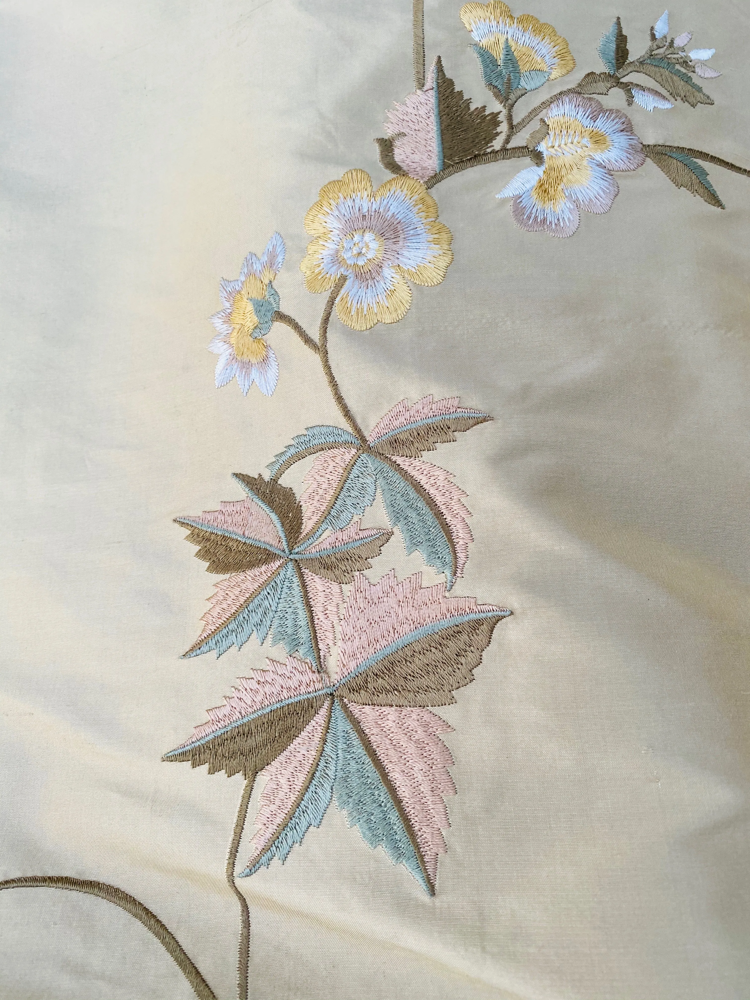 NEW Lady Amanda 100% Silk Dupioni Embroidered Floral Cream Peach & Blue Fabric