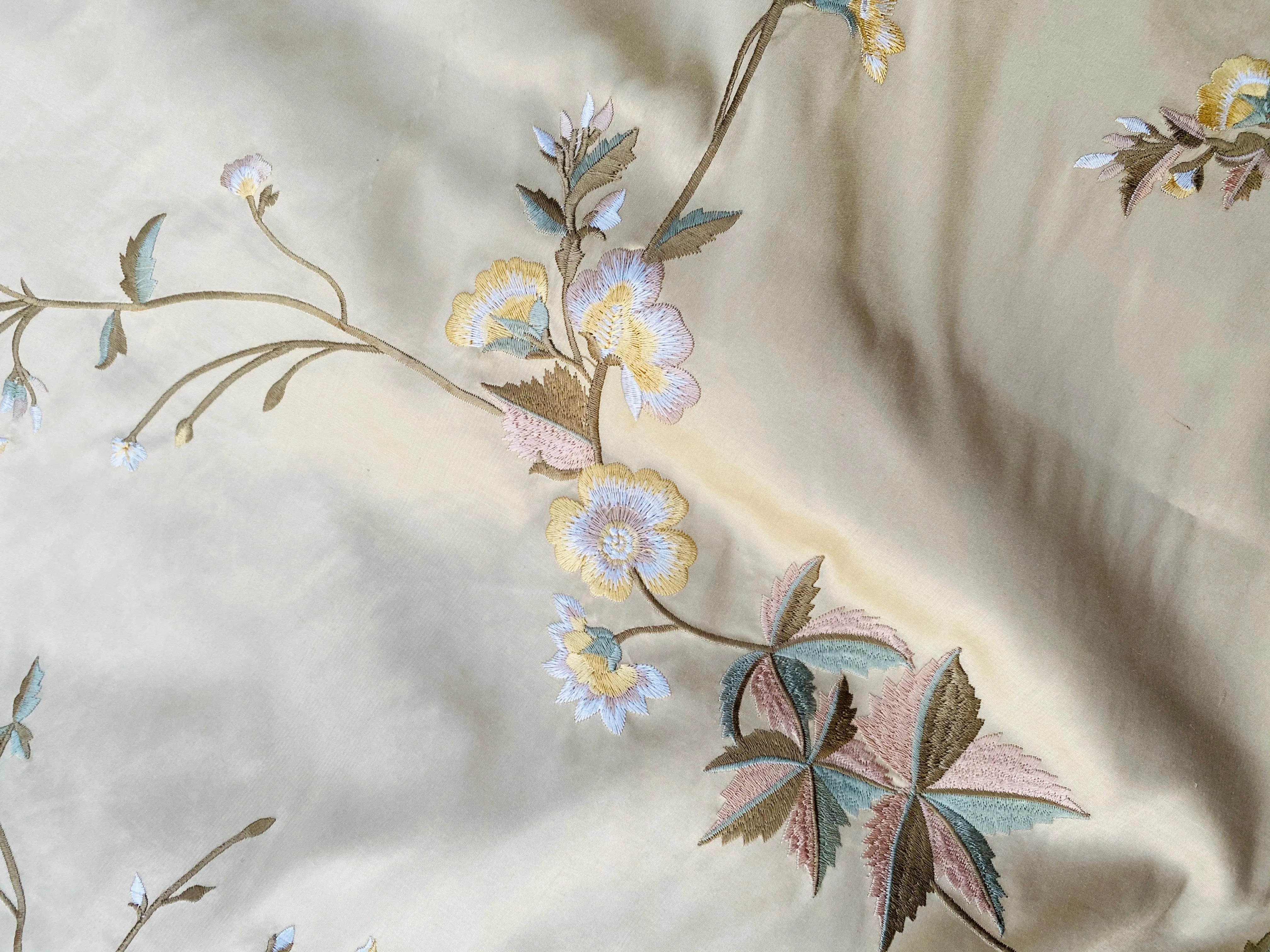 NEW Lady Amanda 100% Silk Dupioni Embroidered Floral Cream Peach & Blue Fabric