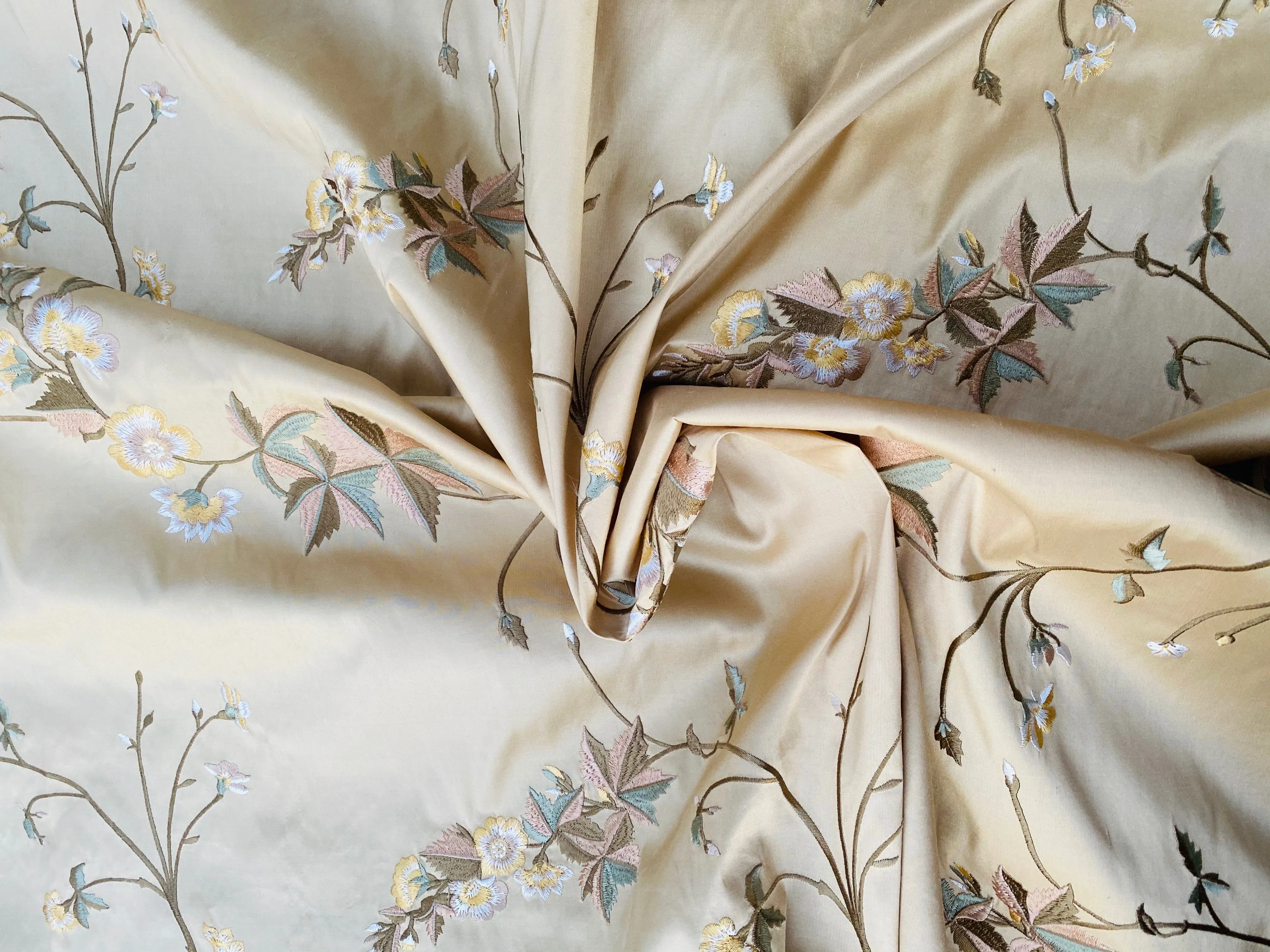 NEW Lady Amanda 100% Silk Dupioni Embroidered Floral Cream Peach & Blue Fabric