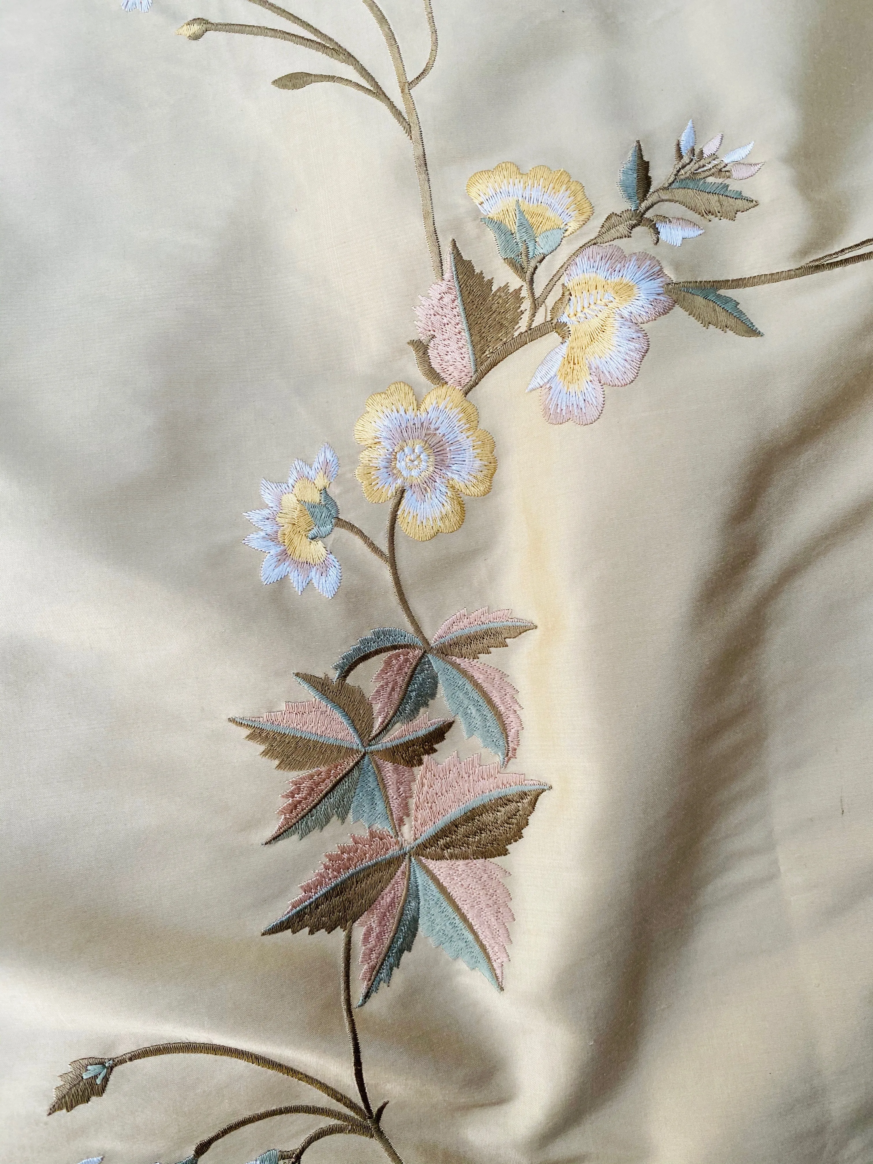 NEW Lady Amanda 100% Silk Dupioni Embroidered Floral Cream Peach & Blue Fabric